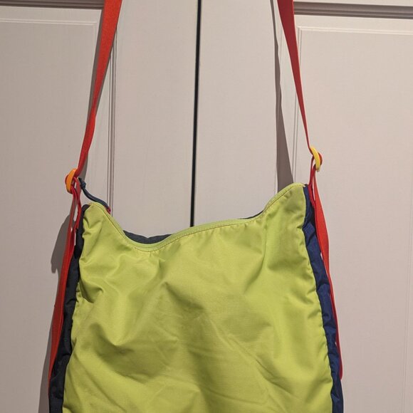 Cotopaxi Taal Convertible Del Dia Tote Bag - Picture 3 of 6